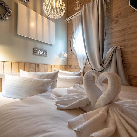 Lieblingsplatz Parey - Schwimmendes Seehotel Quarto foto